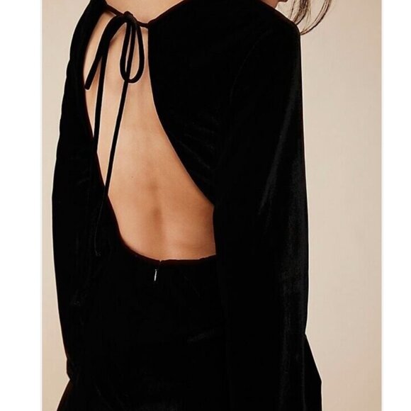 Free People Chelsey  Long‎ Sleeve Black Velvet Mini Dress Size S NEW WITH TAG - Picture 2 of 11
